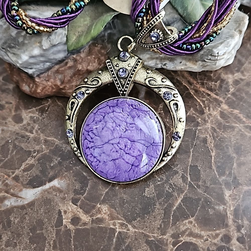 NWOT Braided necklace with large purple stone. - Picture 2 of 5